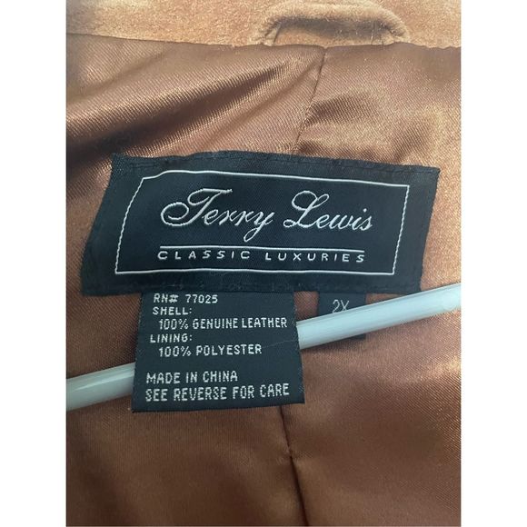 Women's Suede Jacket in Tan - Picture 2 of 4